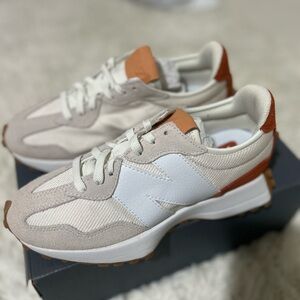 Brand new with box new balance 327 choice sea salt rust size 7